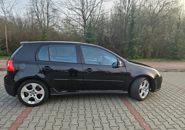 Volkswagen Golf cena 27900 przebieg: 180000, rok produkcji 2004 z Pieszyce małe 742